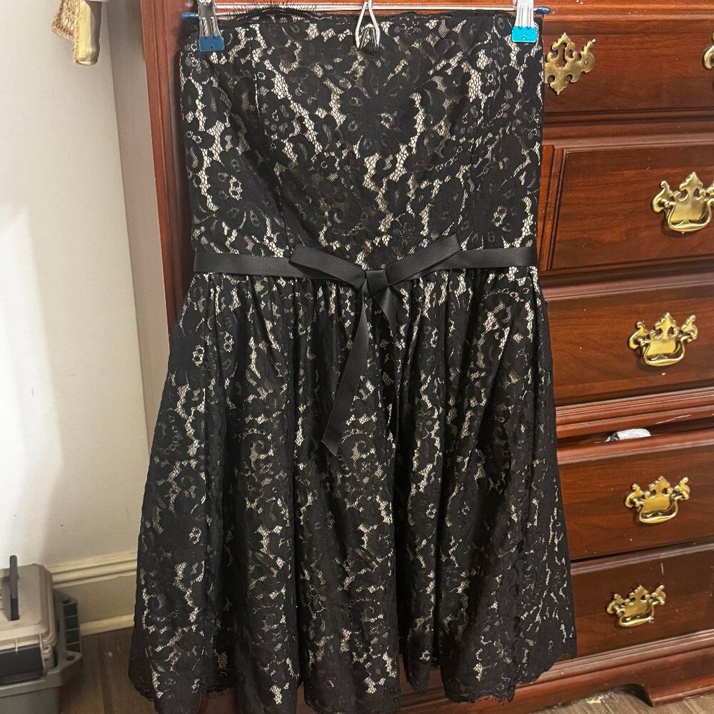 Neiman Marcus/Target Black lace, New/with tags, size 12 - Picture 1 of 13